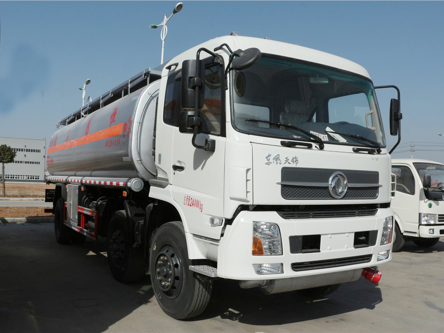 東風天錦小三軸(20方)CLW5253GYYD5運油車 東風天錦小三軸(20方)CLW5253GYYD5運油車