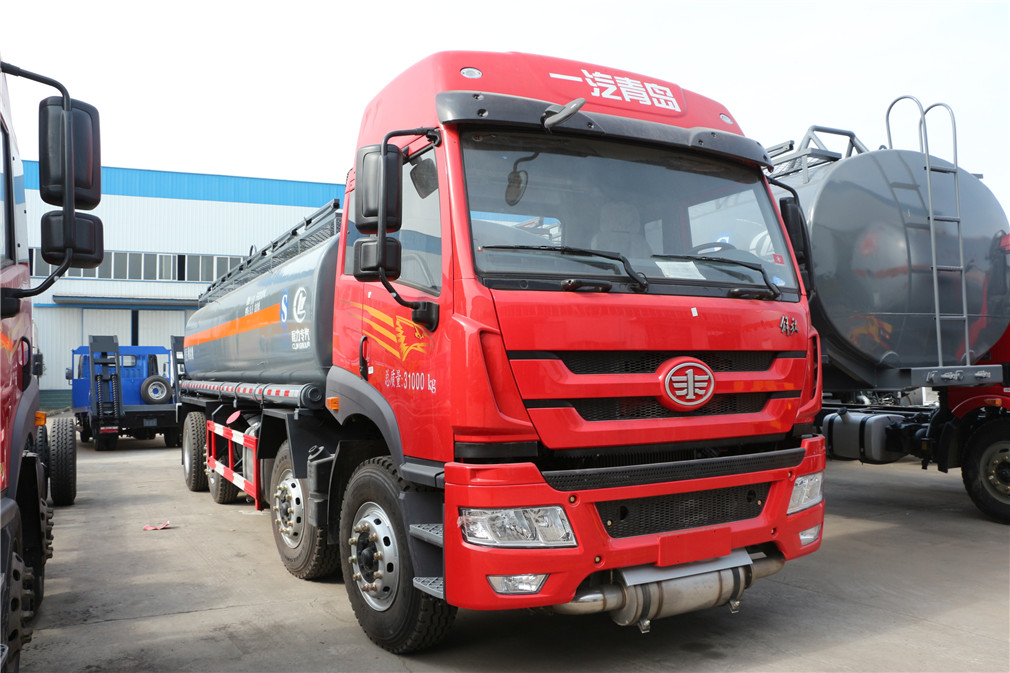 解放悍V CLW5314GFWC5腐蝕性物品罐式運輸車 解放悍V CLW5314GFWC5腐蝕性物品罐式運輸車